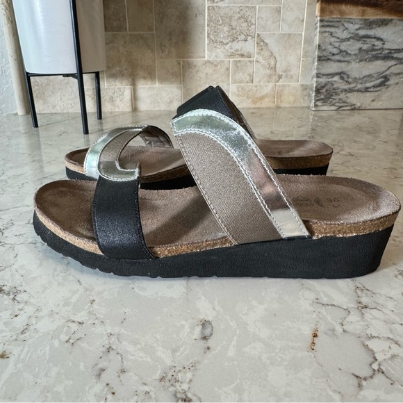 Naot Frankie slip on comfort size 5.5 Black and Silver Sandals - Picture 4 of 7